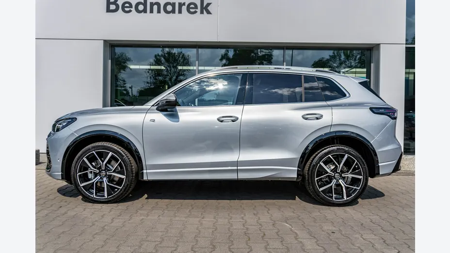 VOLKSWAGEN Tiguan -