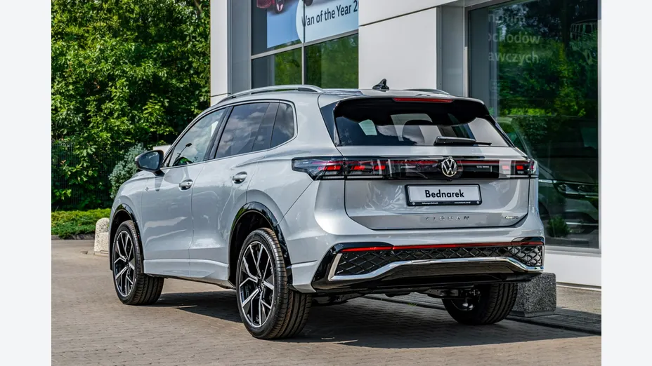VOLKSWAGEN Tiguan -