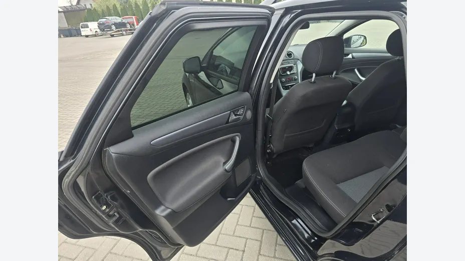 FORD Mondeo -