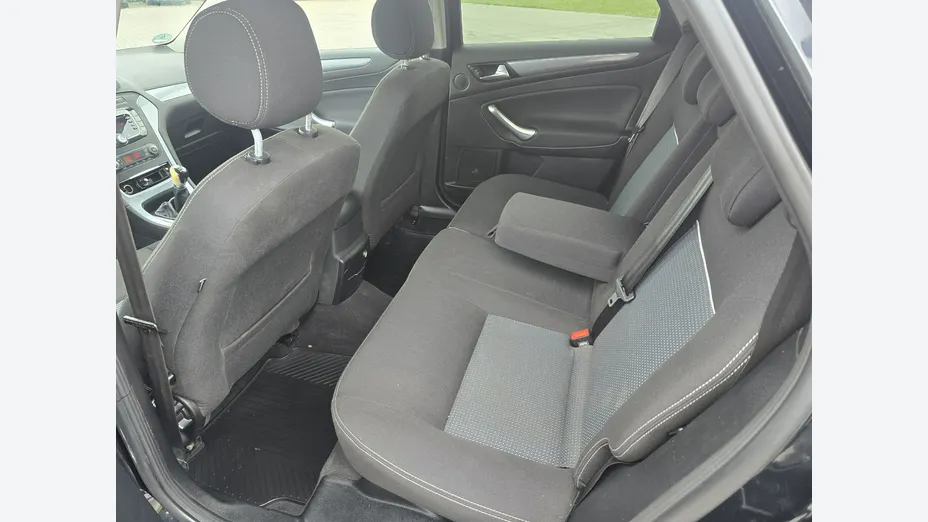 FORD Mondeo -