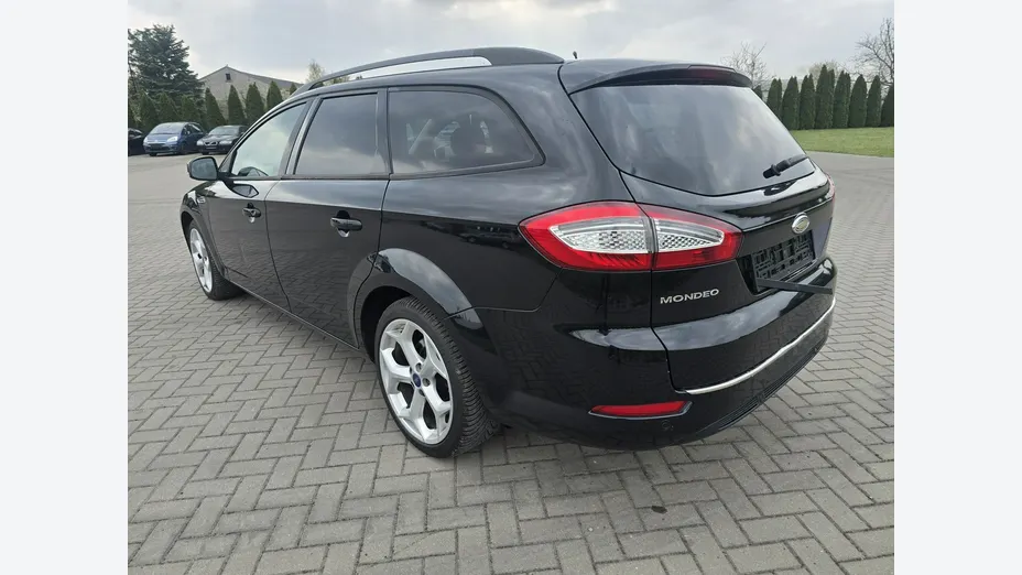 FORD Mondeo -