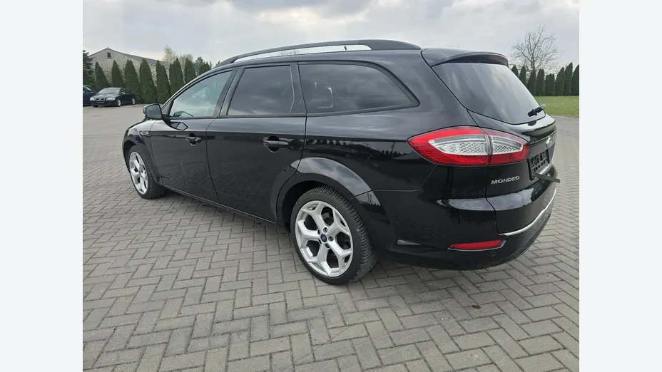 FORD Mondeo -