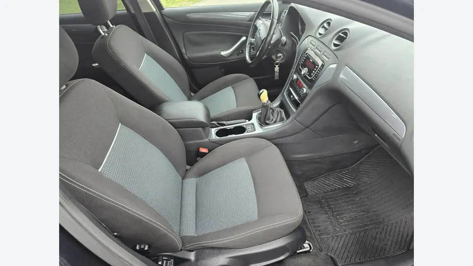 FORD Mondeo -