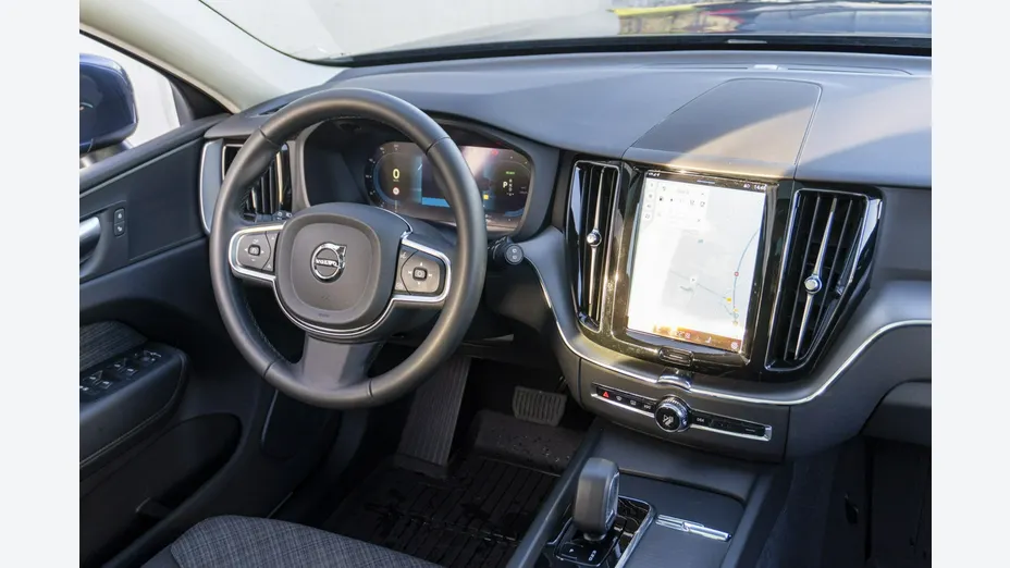 VOLVO XC60 -