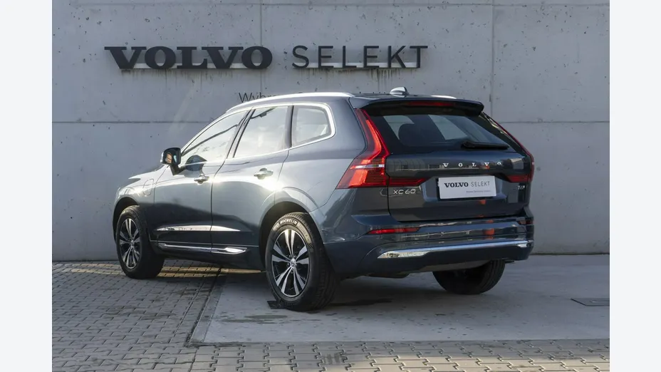 VOLVO XC60 -