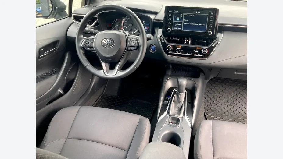 TOYOTA Corolla -