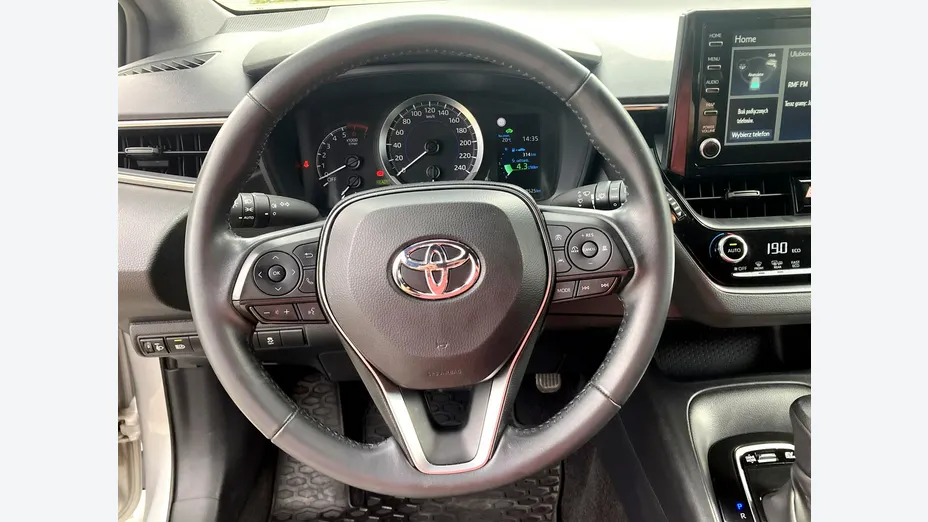 TOYOTA Corolla -