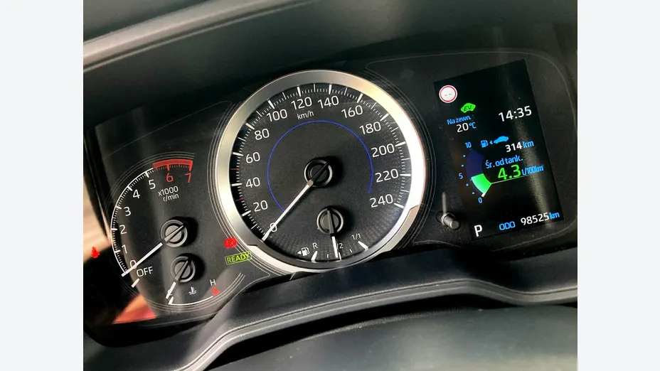 TOYOTA Corolla -