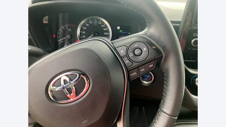 TOYOTA Corolla -