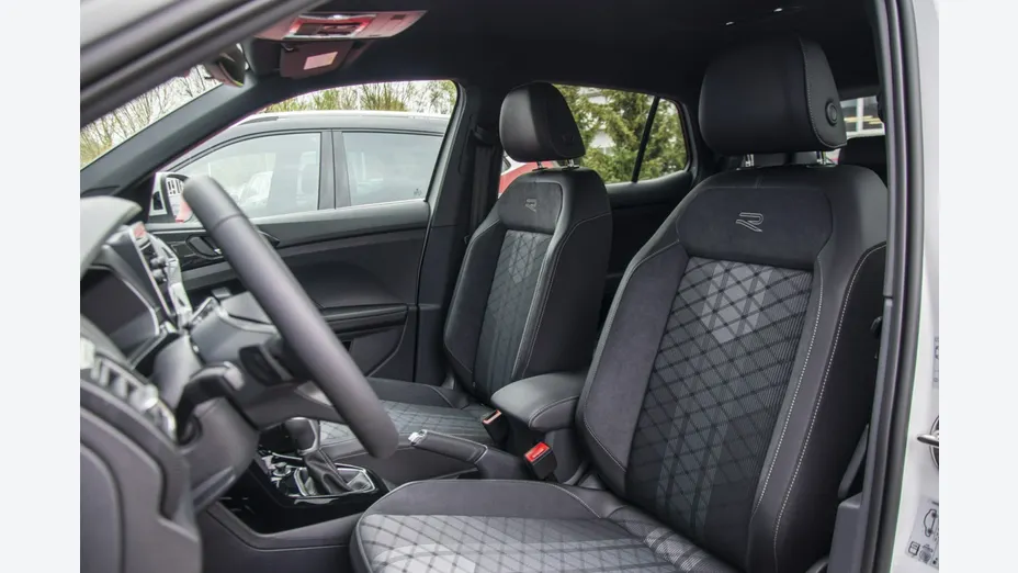 VOLKSWAGEN T-Cross -