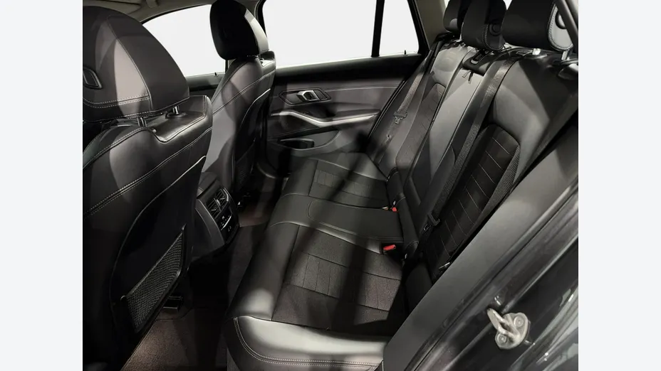 BMW Seria 3 318d aut