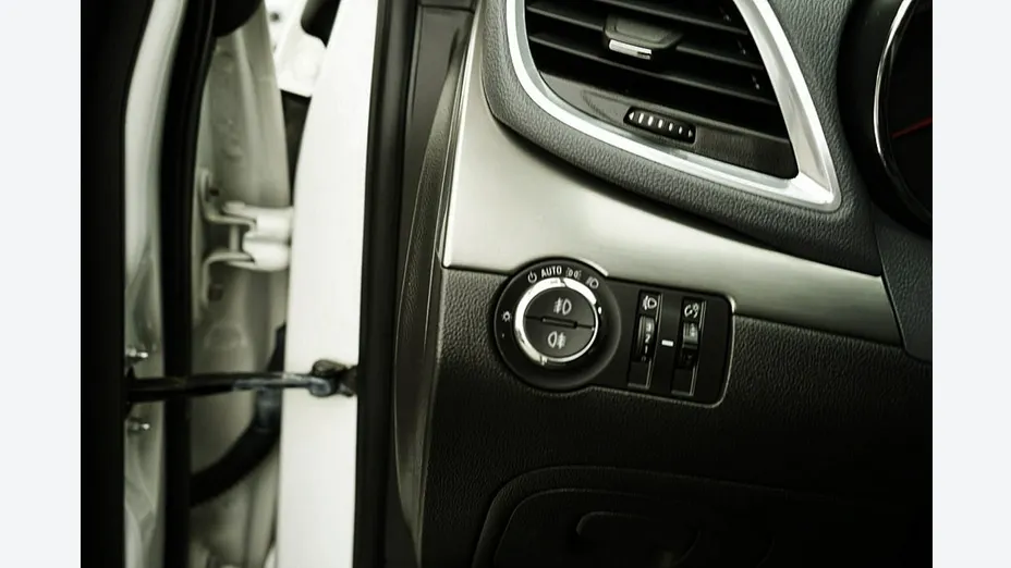 OPEL Mokka -