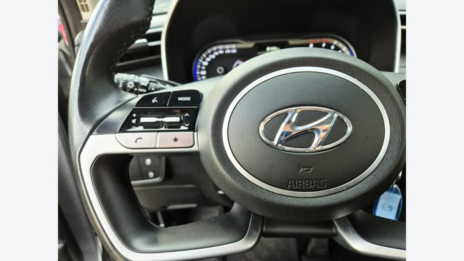 HYUNDAI Tucson -