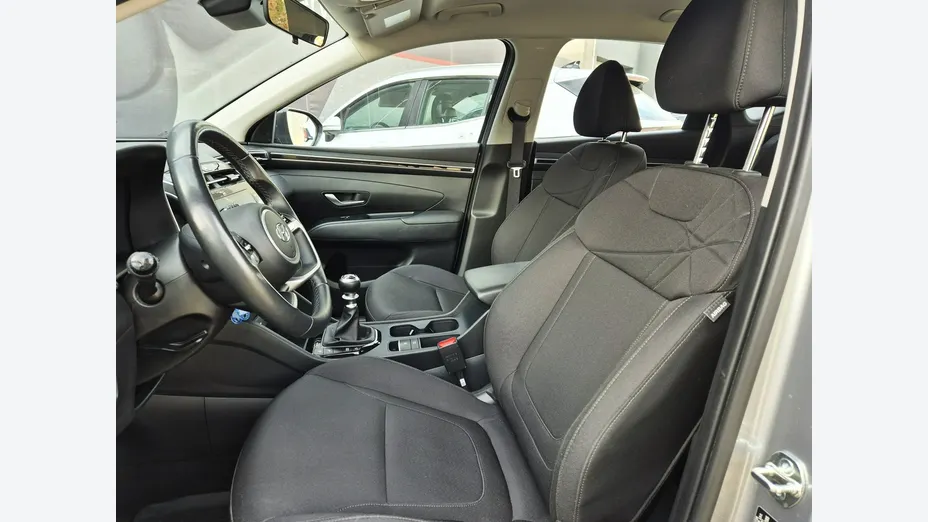HYUNDAI Tucson -