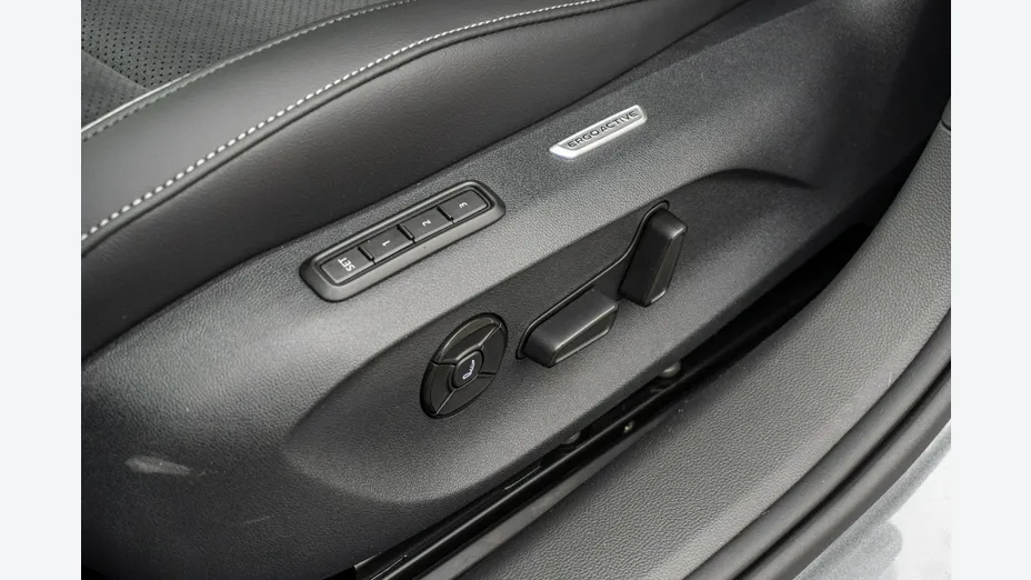 VOLKSWAGEN Passat -