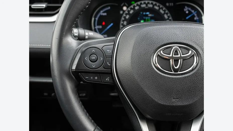 TOYOTA RAV4 -