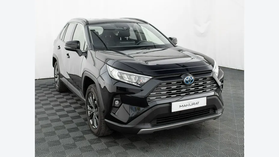TOYOTA RAV4 -