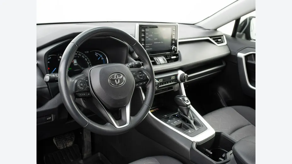 TOYOTA RAV4 -