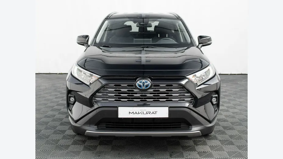 TOYOTA RAV4 -