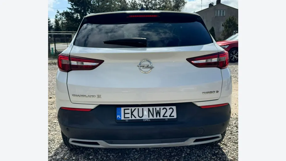 OPEL Grandland X -
