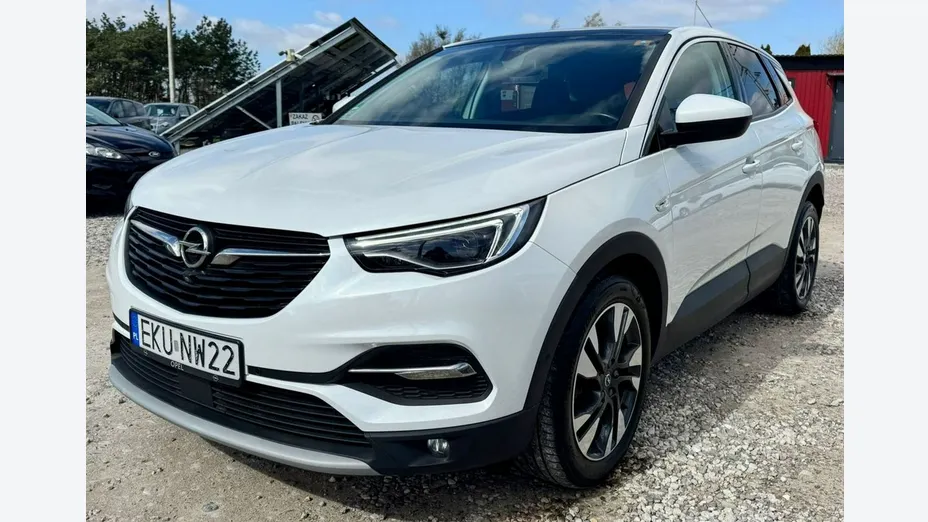 OPEL Grandland X -