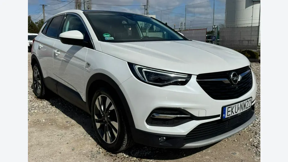 OPEL Grandland X -