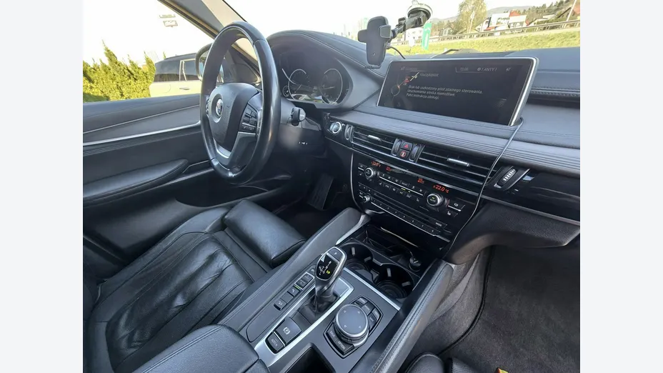 BMW X6 -