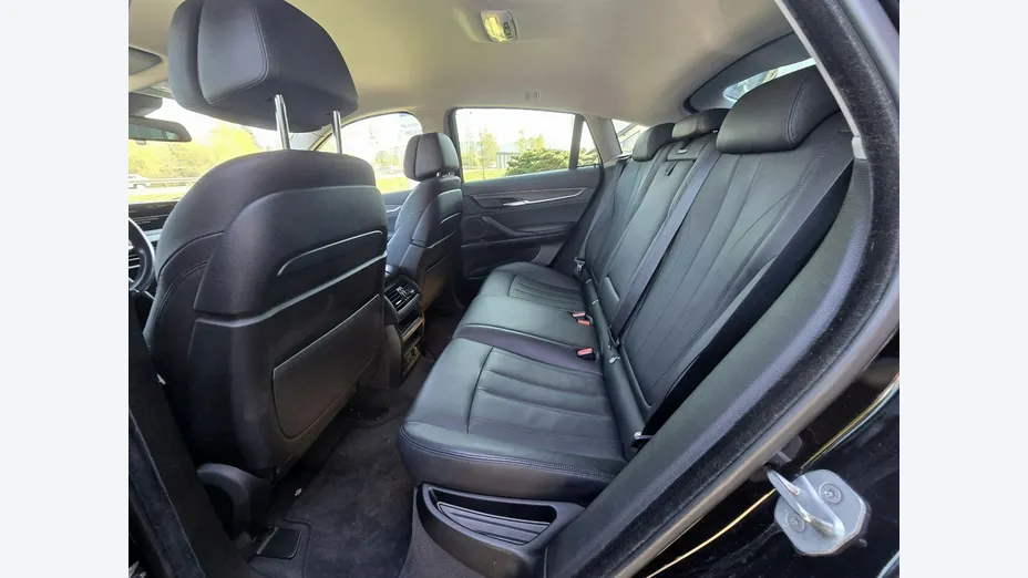 BMW X6 -