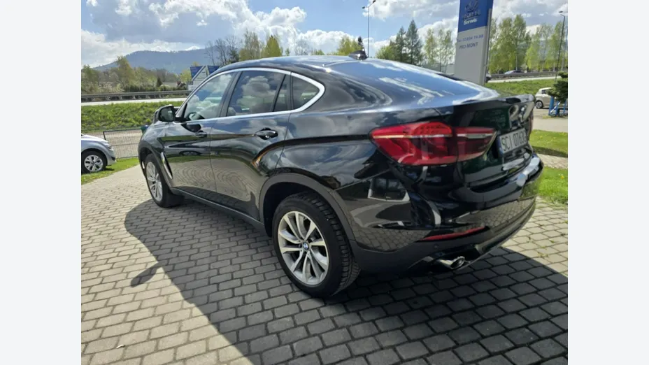 BMW X6 -