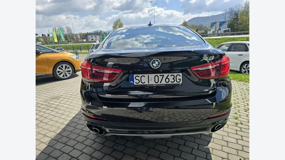 BMW X6 -