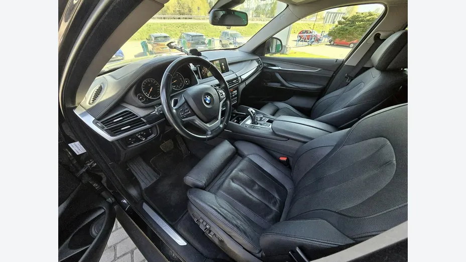 BMW X6 -