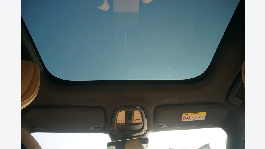VOLVO V90 -