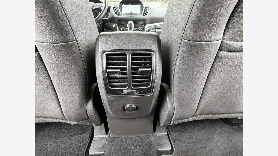 FORD Kuga -