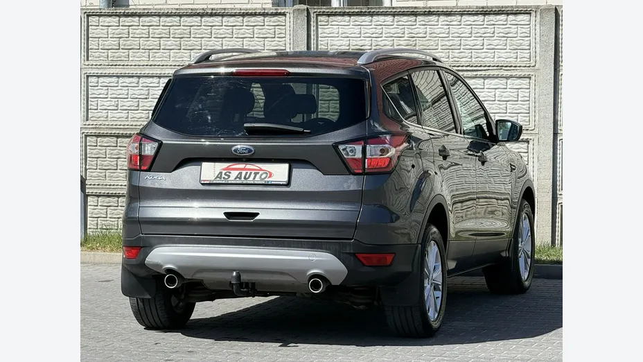 FORD Kuga -
