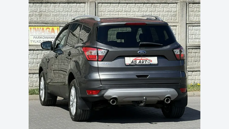FORD Kuga -