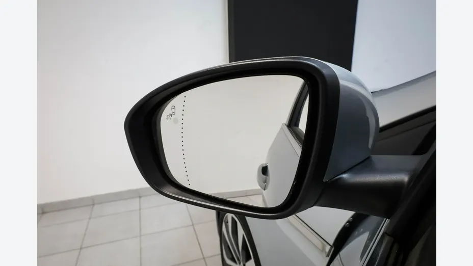 RENAULT Megane -