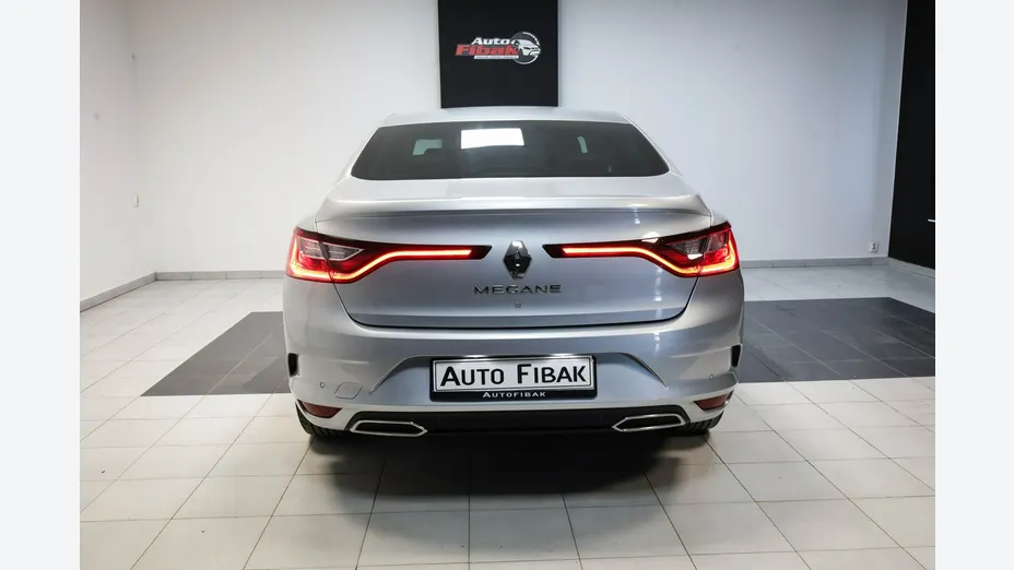 RENAULT Megane -