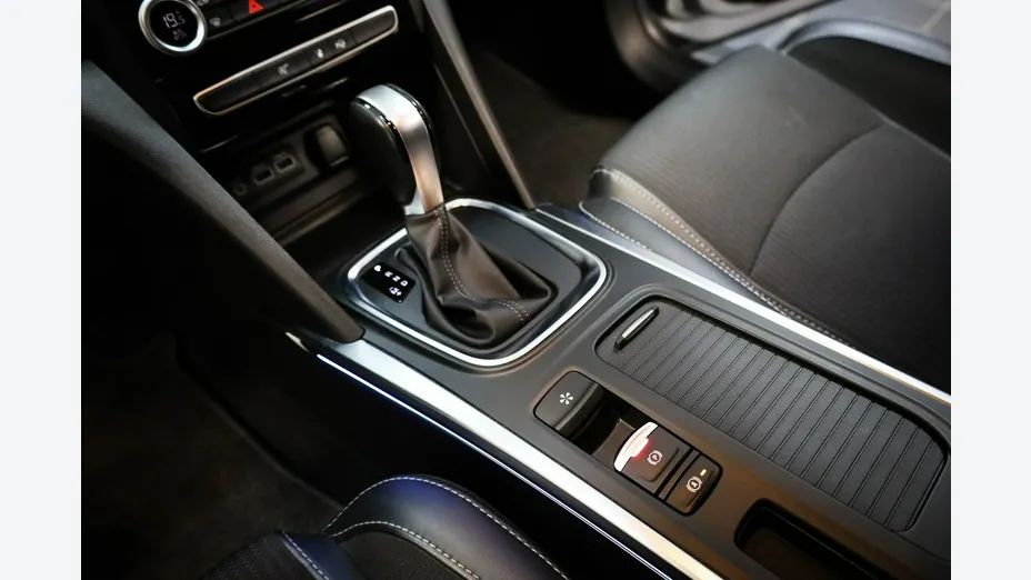 RENAULT Megane -