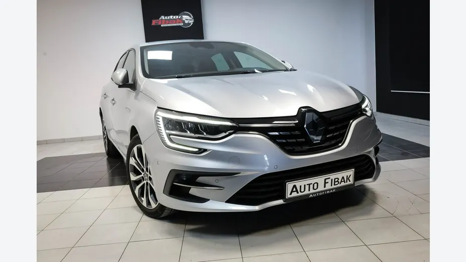 RENAULT Megane -