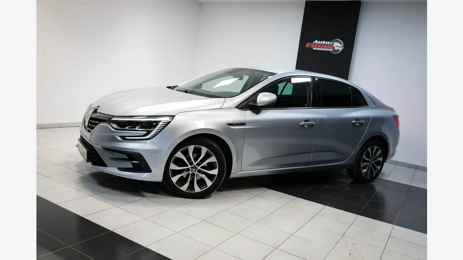 RENAULT Megane -