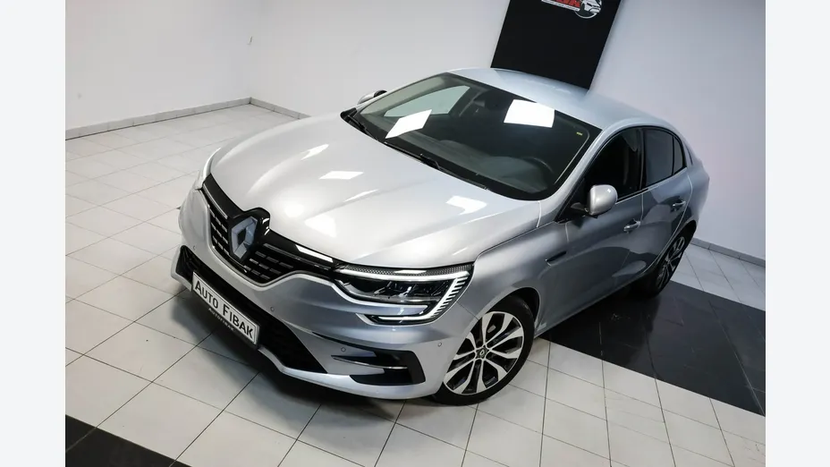 RENAULT Megane -