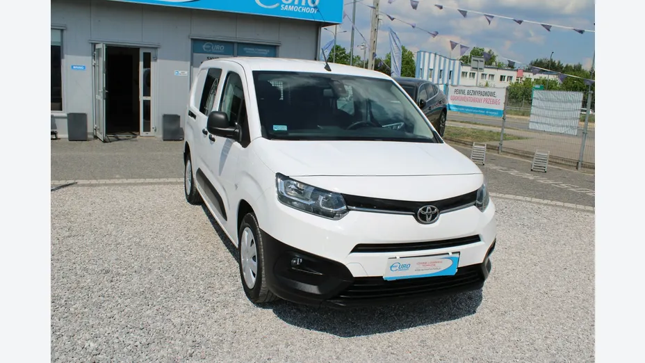 TOYOTA Proace City -