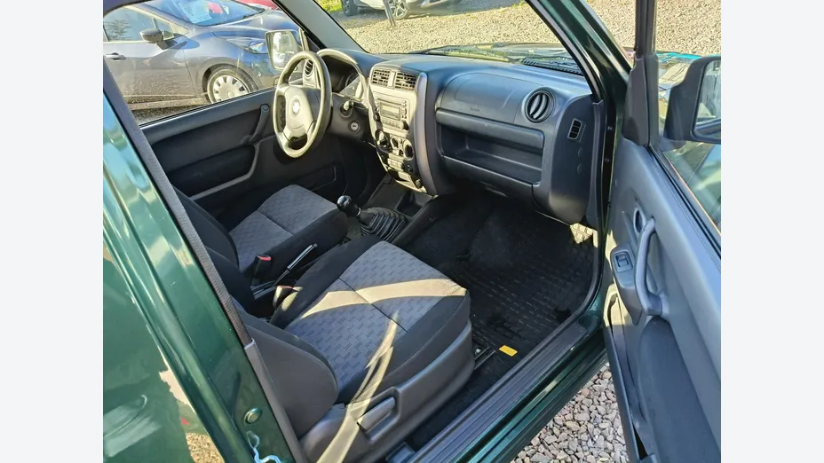 SUZUKI Jimny -