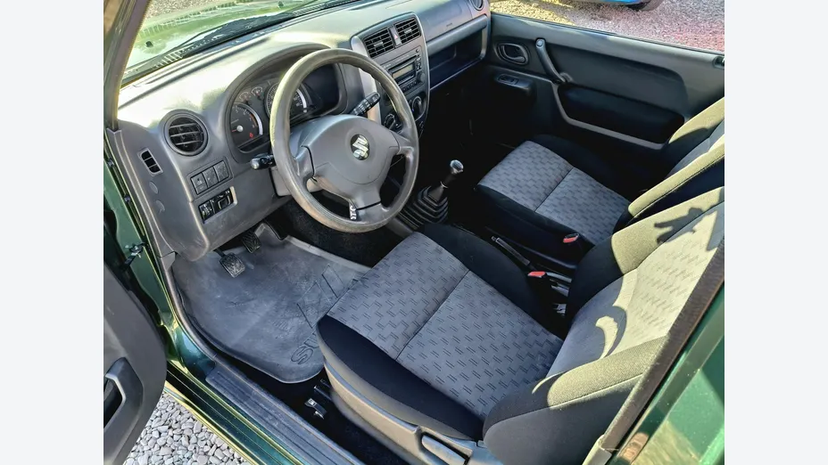 SUZUKI Jimny -