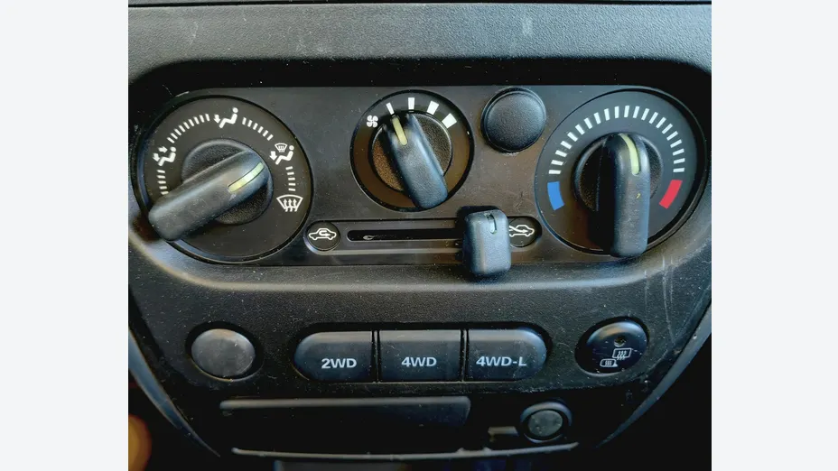 SUZUKI Jimny -