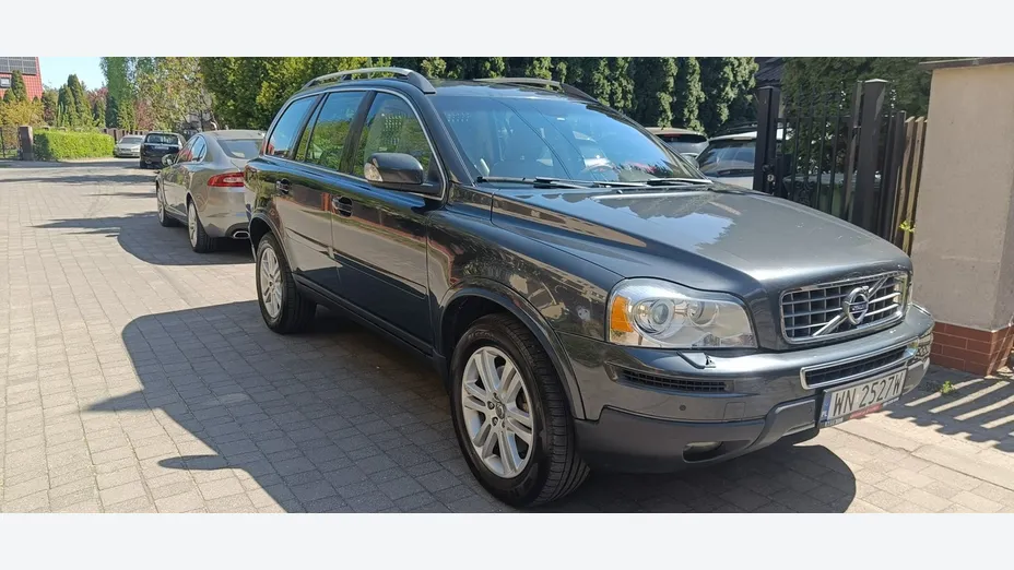 VOLVO XC90 -