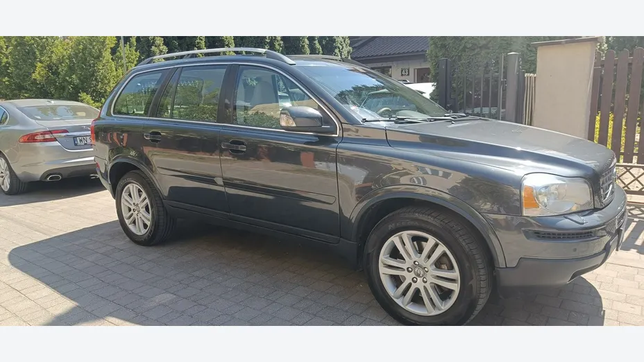 VOLVO XC90 -
