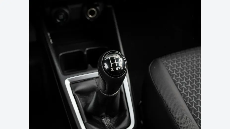 SUZUKI Swift -