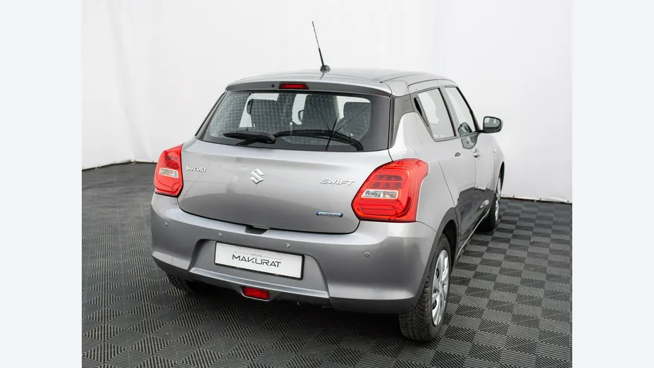 SUZUKI Swift -