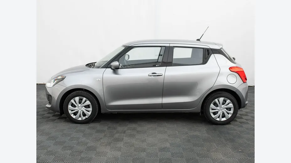 SUZUKI Swift -